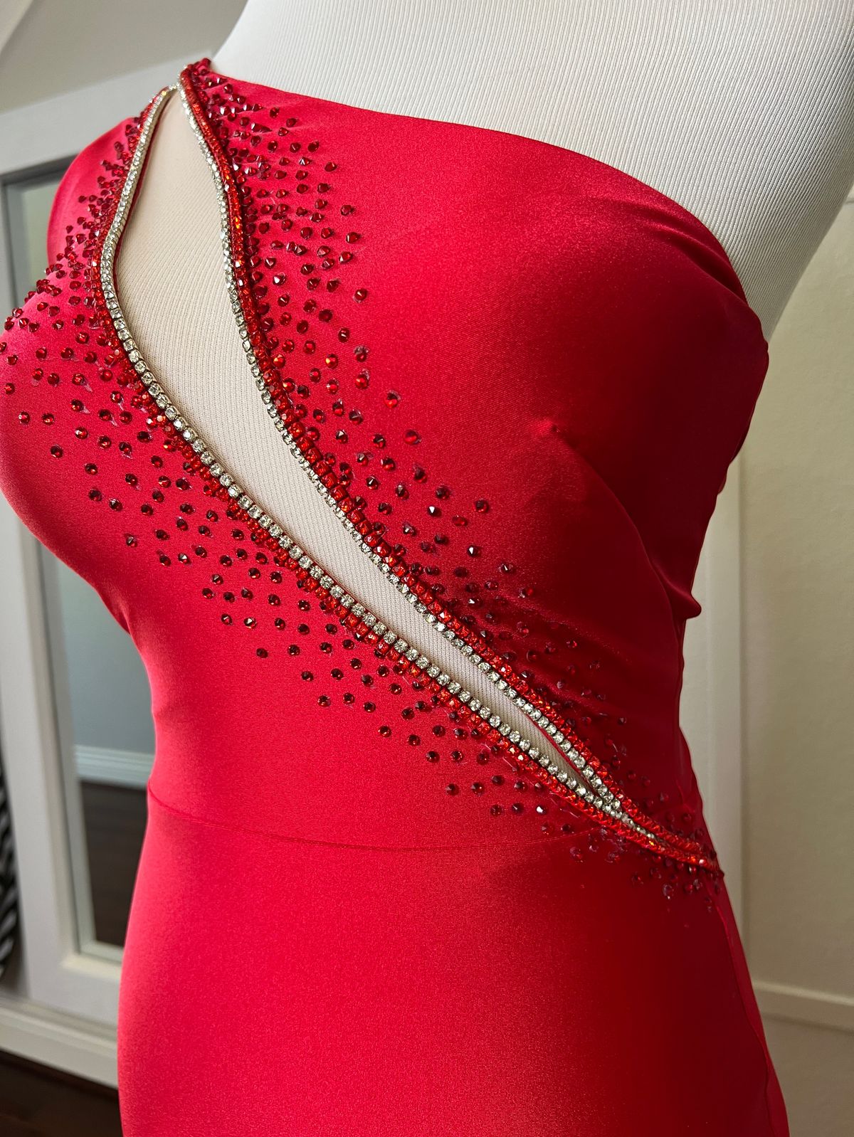 Nicole Bakti Size 2 One Shoulder Sequined Red Mermaid Dress on Queenly