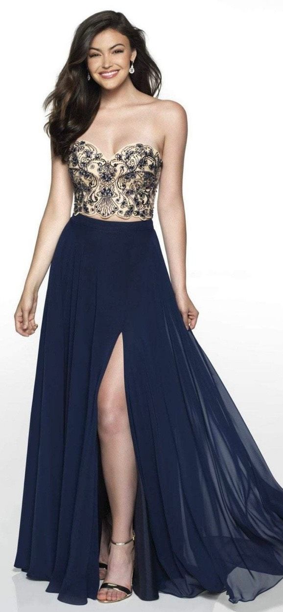 Queenly | Buy and sell prom, pageant, and formal dresses