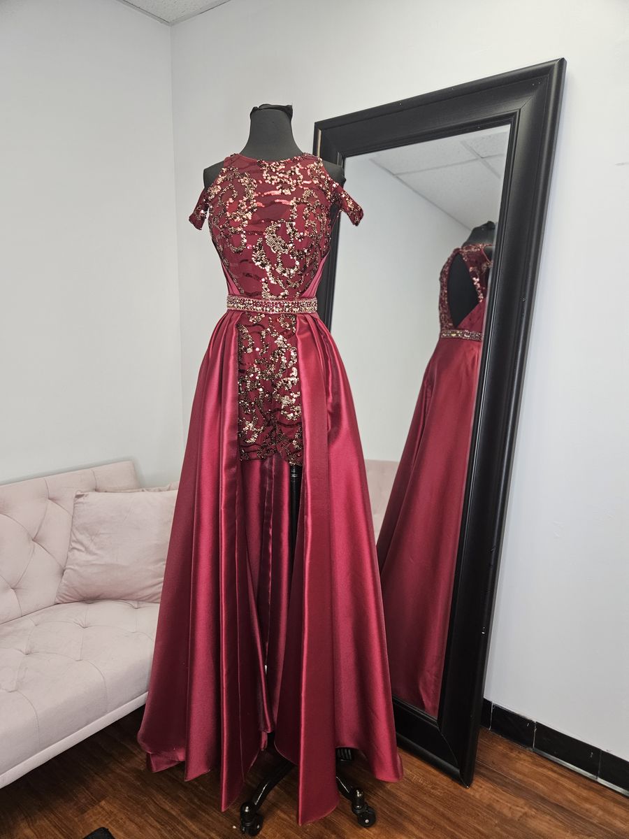 Queenly | Buy and sell prom, pageant, and formal dresses