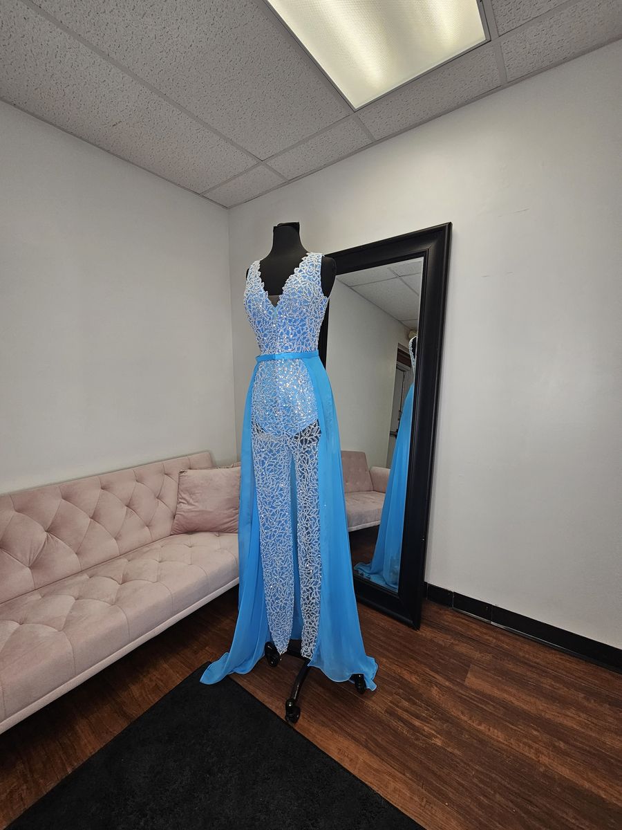 Queenly | Buy and sell prom, pageant, and formal dresses