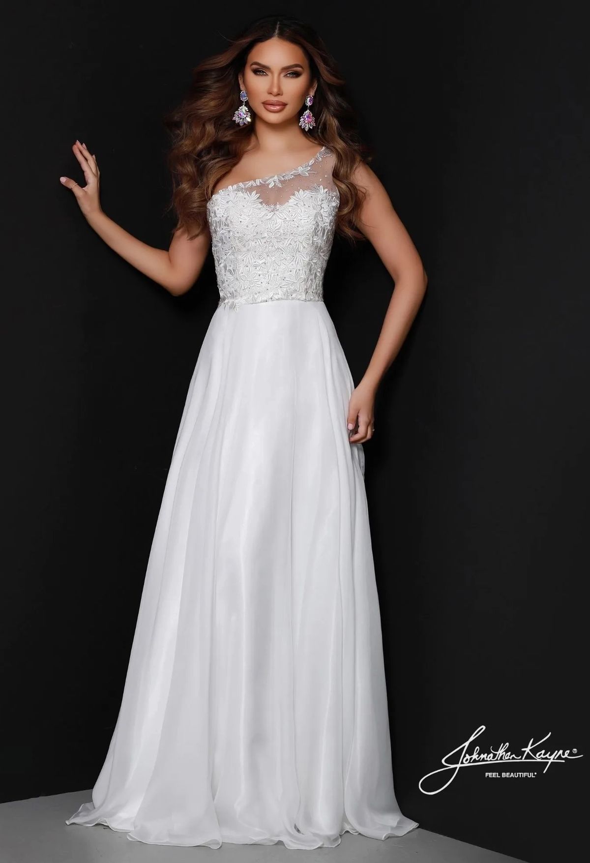 Queenly | Buy and sell prom, pageant, and formal dresses