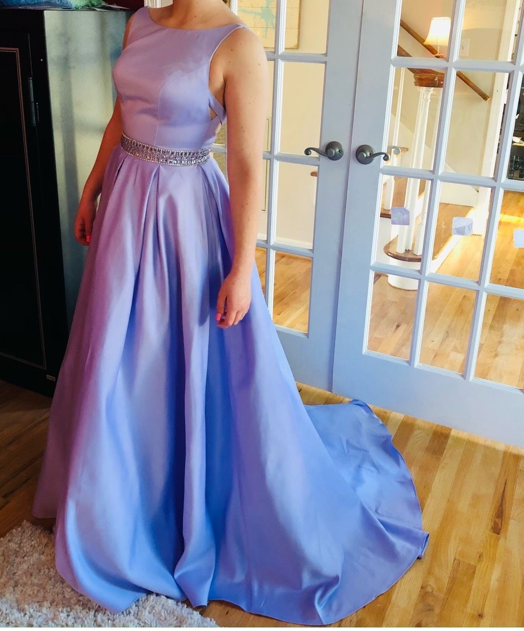 Queenly | Buy and sell prom, pageant, and formal dresses