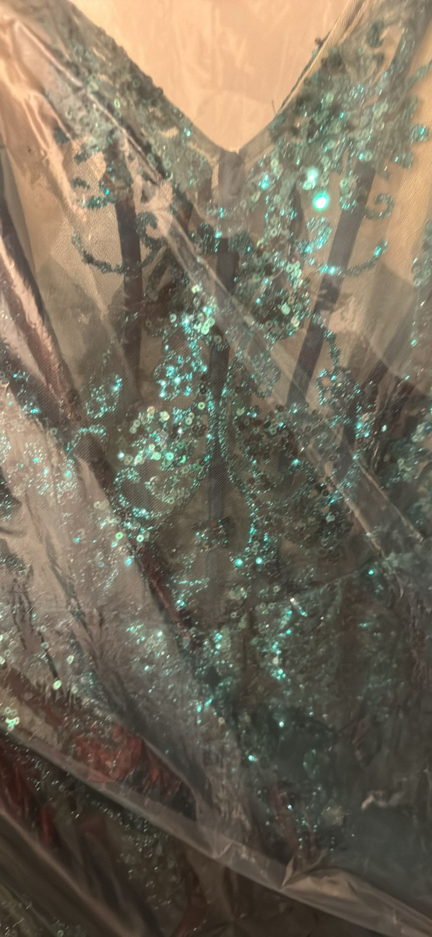 Size 14 Prom Plunge Green Mermaid Dress on Queenly