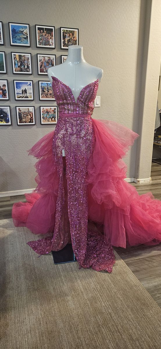 Queenly | Buy and sell prom, pageant, and formal dresses