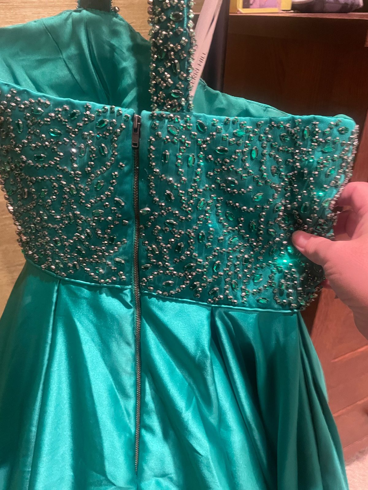 Style 51607 Sherri Hill Size 0 Pageant Halter Green Ball Gown on Queenly