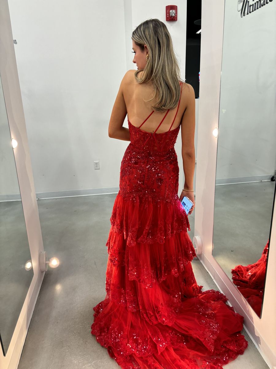 Sherri Hill Size 2 Strapless Red Dress With Train on Queenly