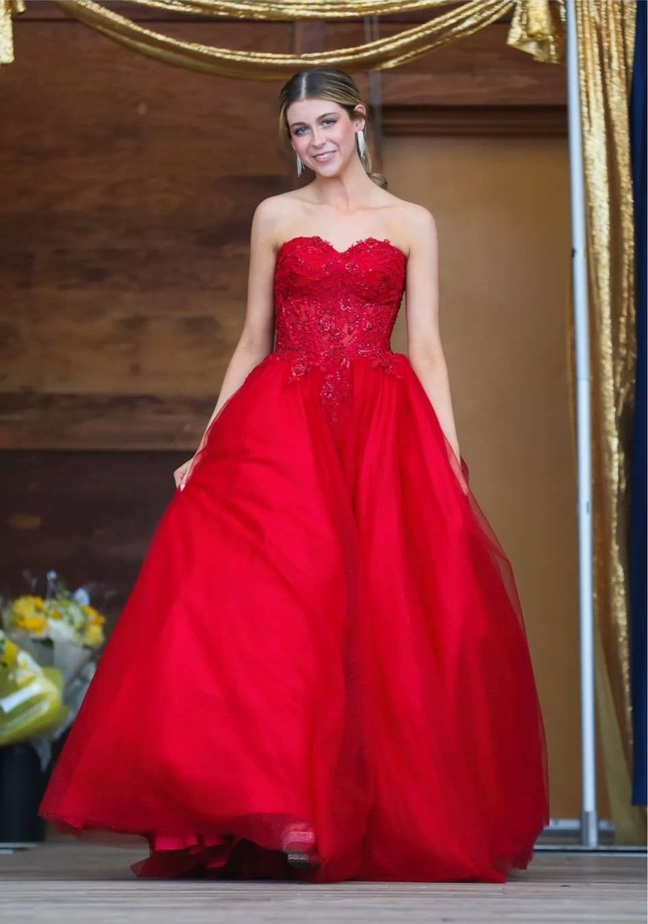 Queenly | Buy and sell prom, pageant, and formal dresses