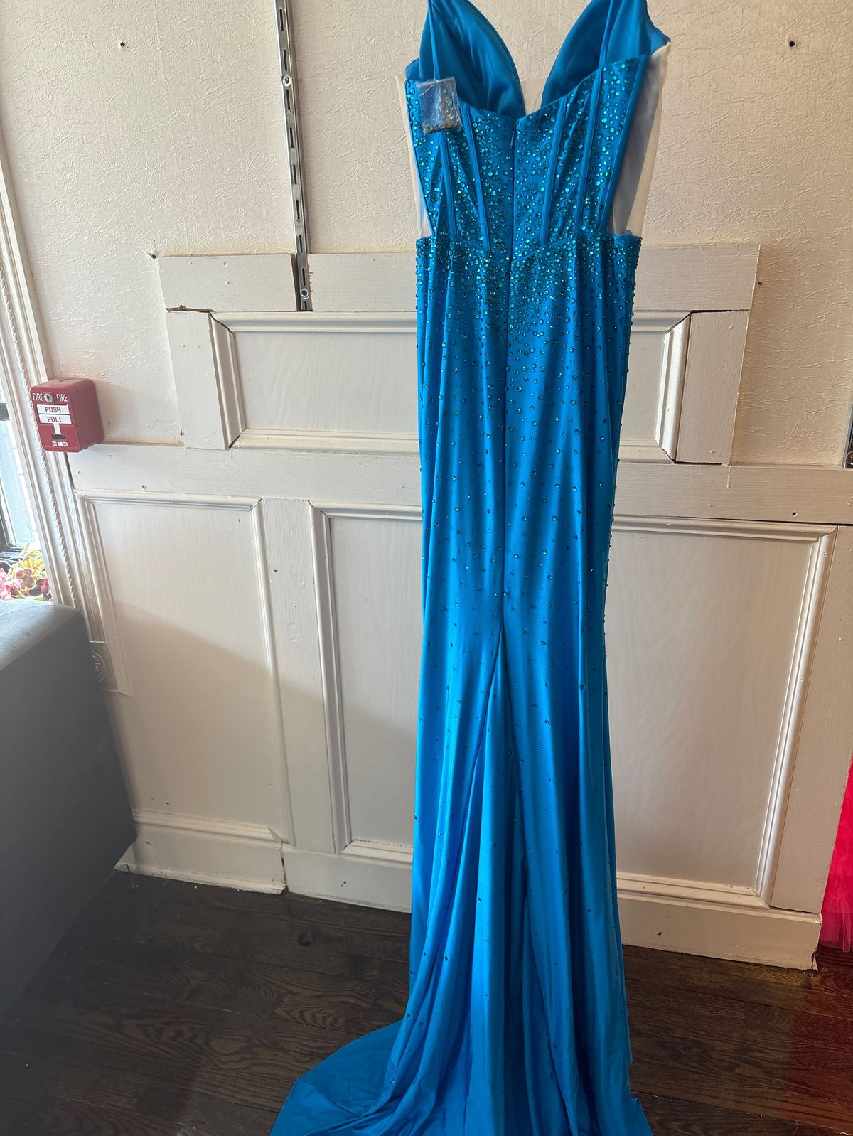 Style 11688 Ashley Lauren Size 0 Plunge Blue Mermaid Dress on Queenly