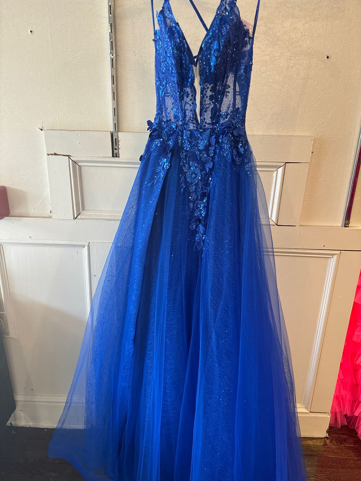 Queenly | Buy and sell prom, pageant, and formal dresses