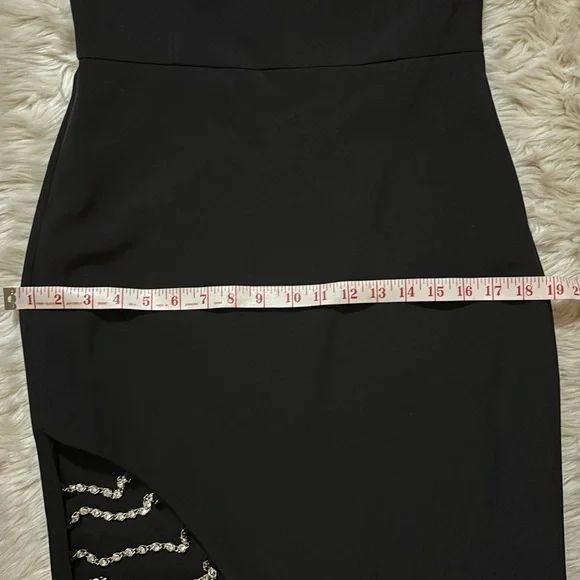 Gianni Bini Size 4 Sequined Black Side Slit Dress on Queenly