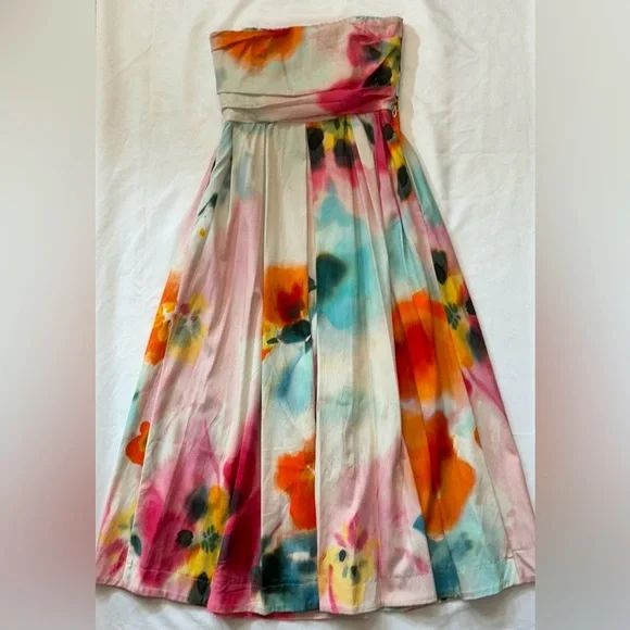 Marella Size 4 Multicolor Ball Gown on Queenly