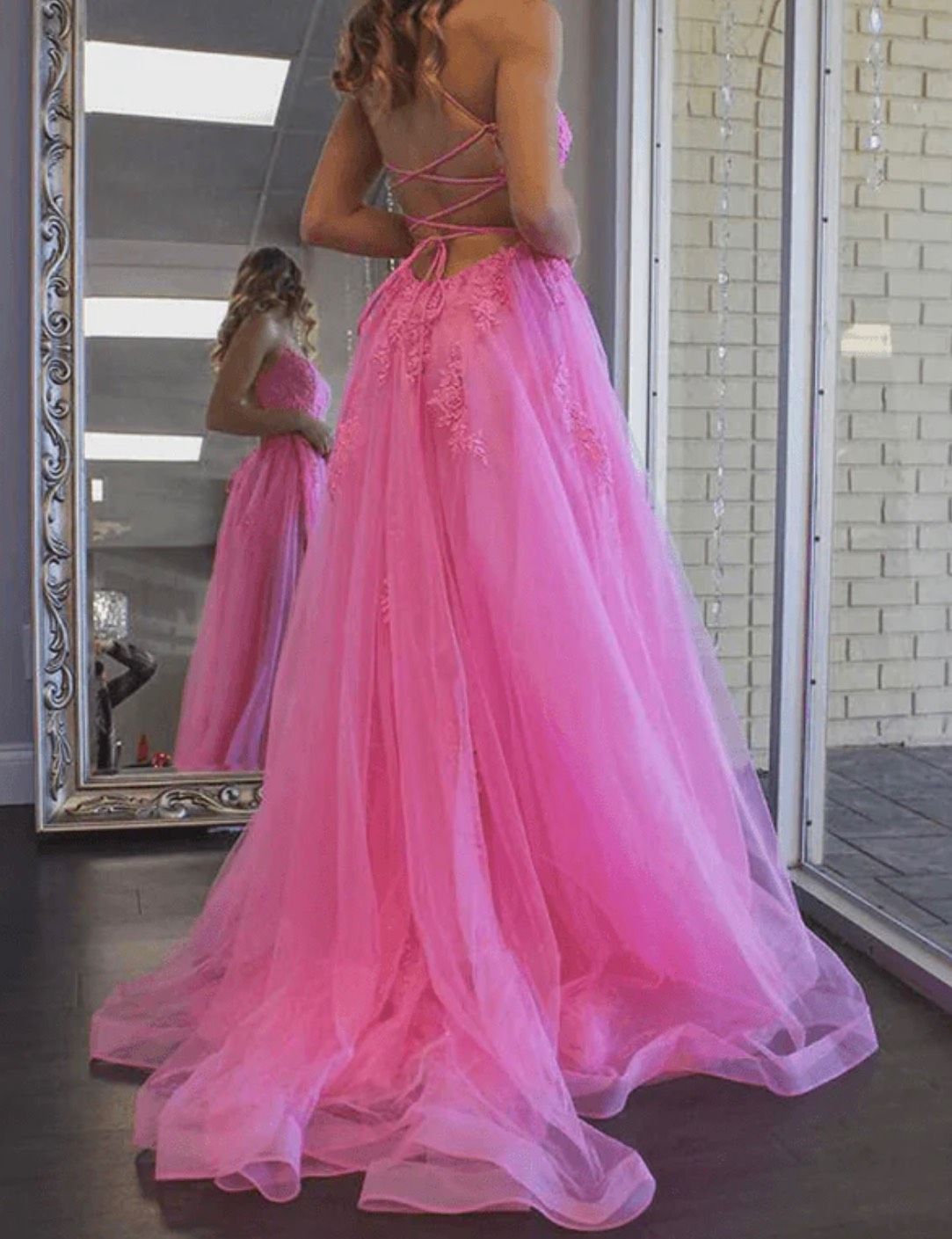 Size 4 Prom Plunge Pink Ball Gown on Queenly