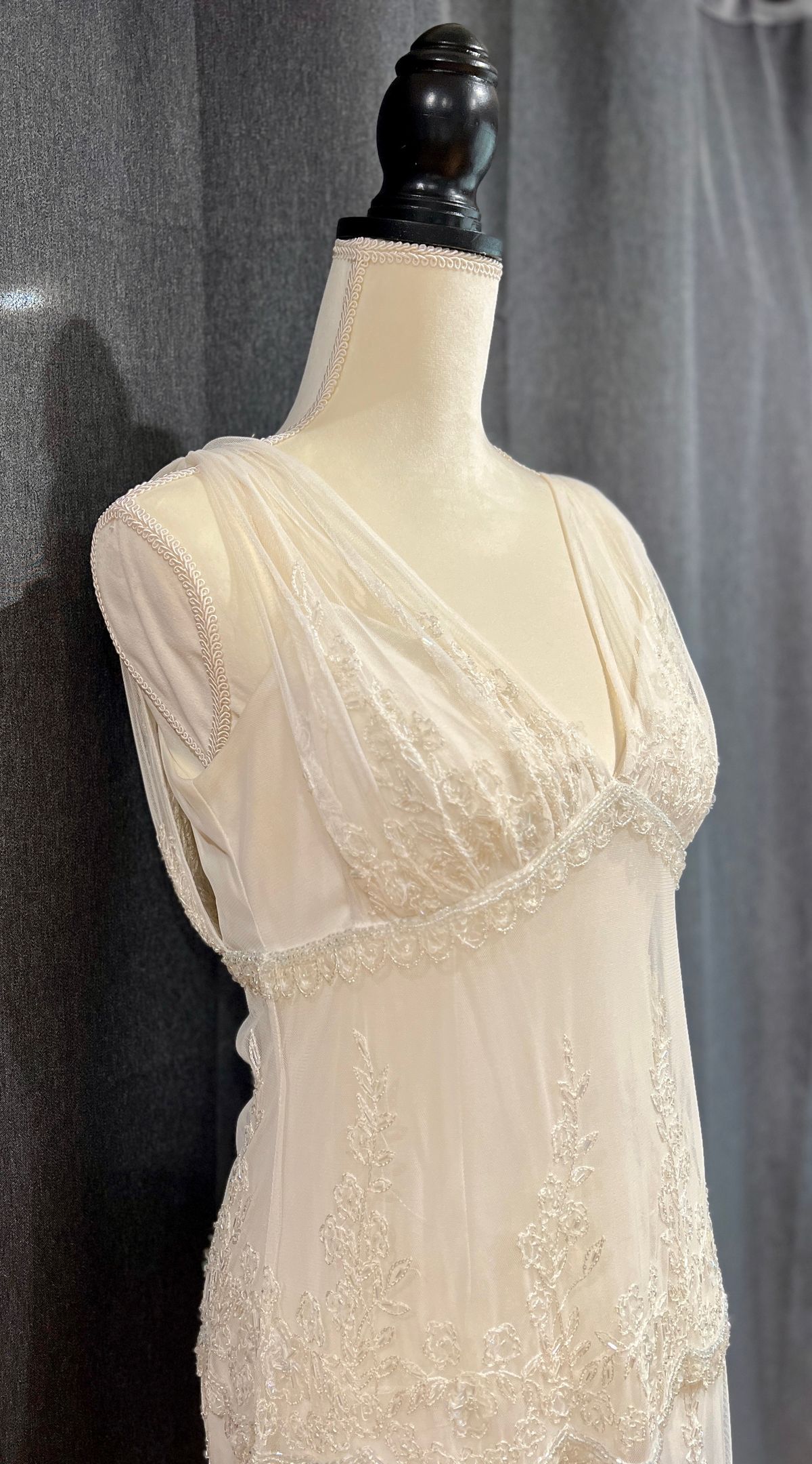 Piarra nights Size 8 Wedding Plunge Lace White A-line Dress on Queenly