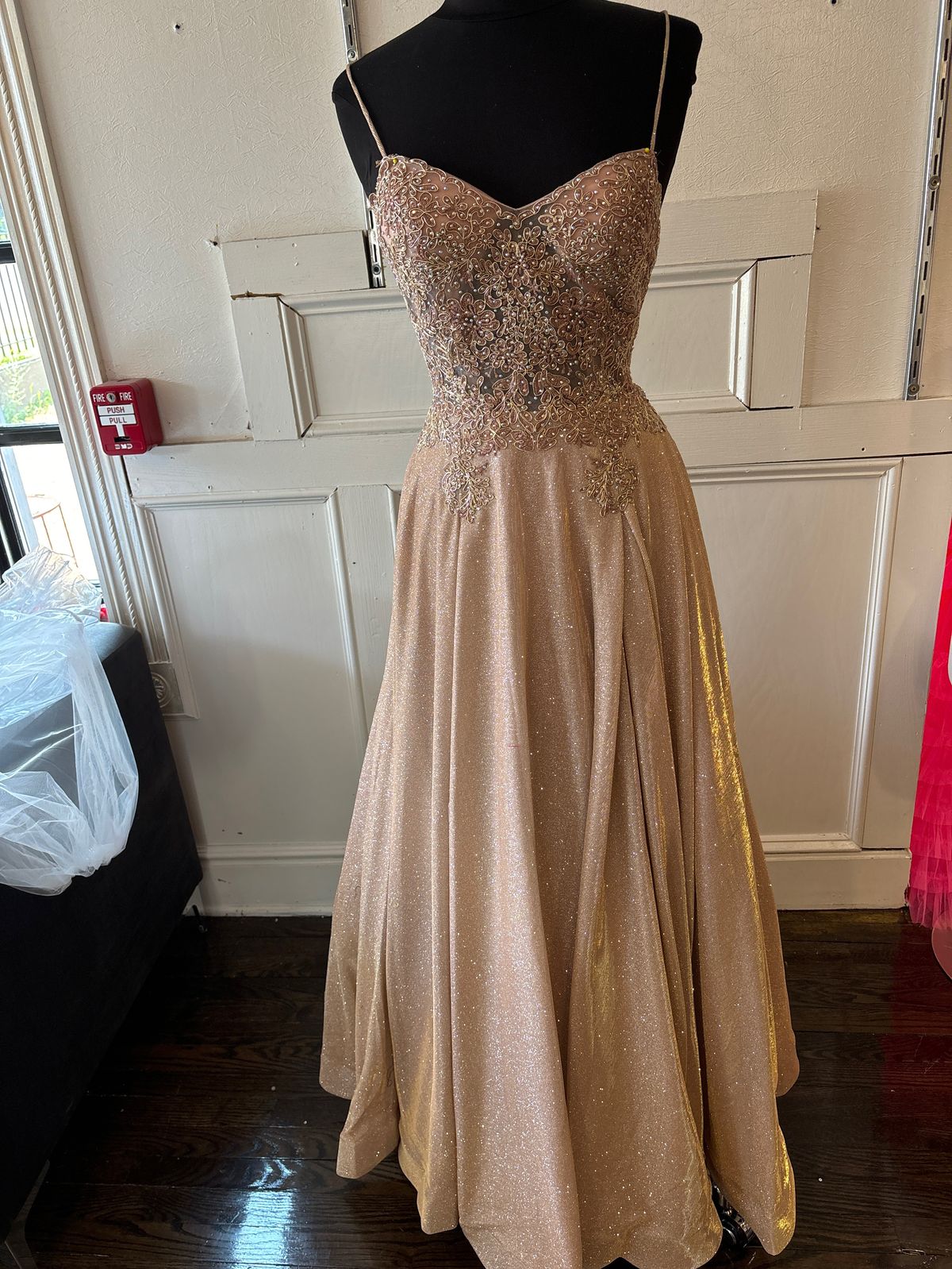 Queenly | Buy and sell prom, pageant, and formal dresses