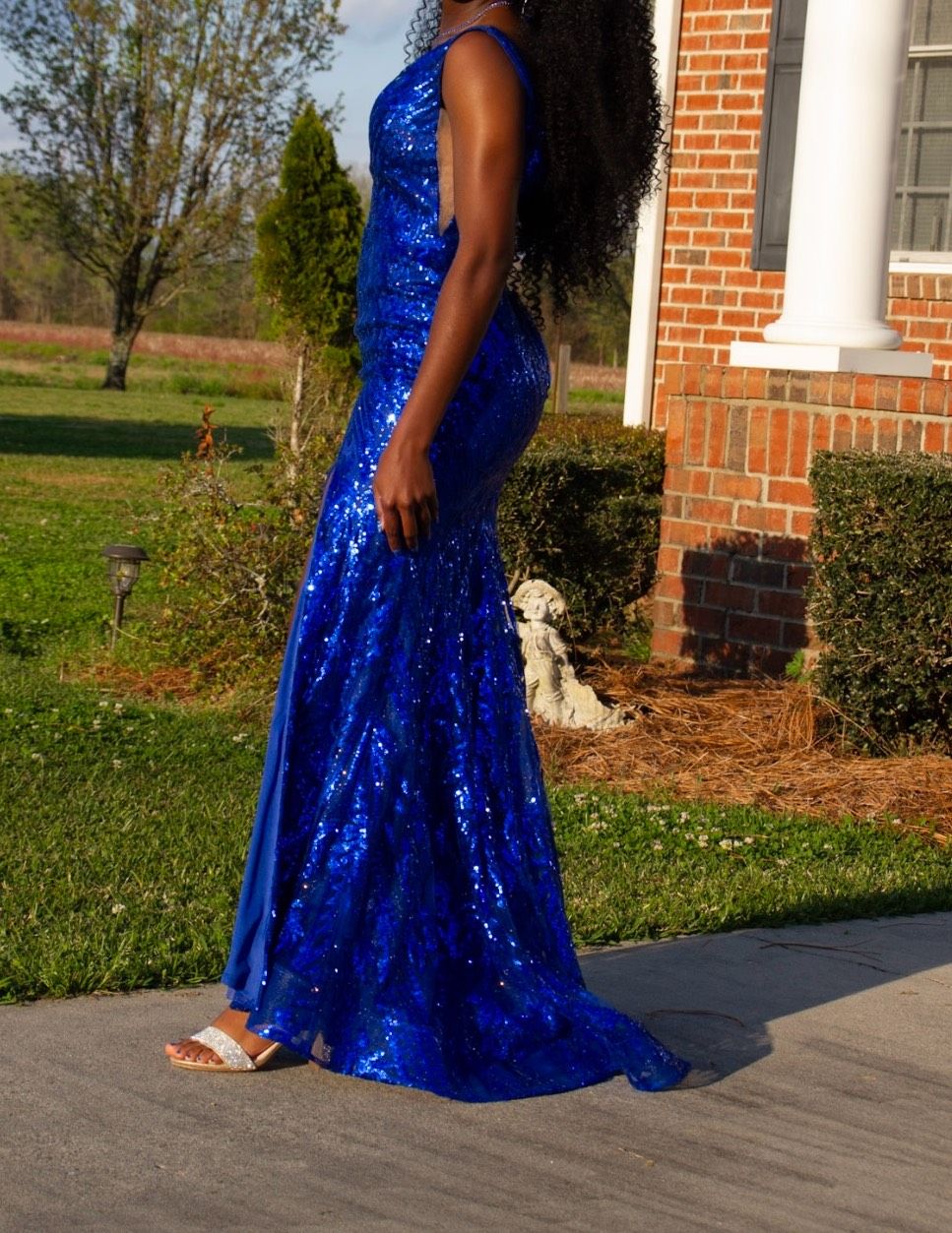 Size 2 Prom Blue Side Slit Dress on Queenly