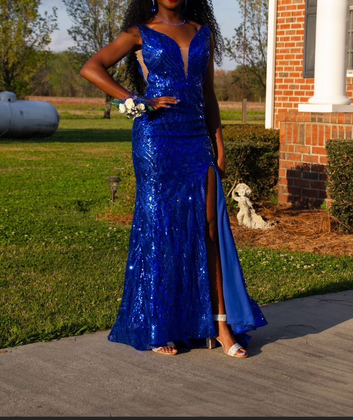 Queenly | Buy and sell prom, pageant, and formal dresses