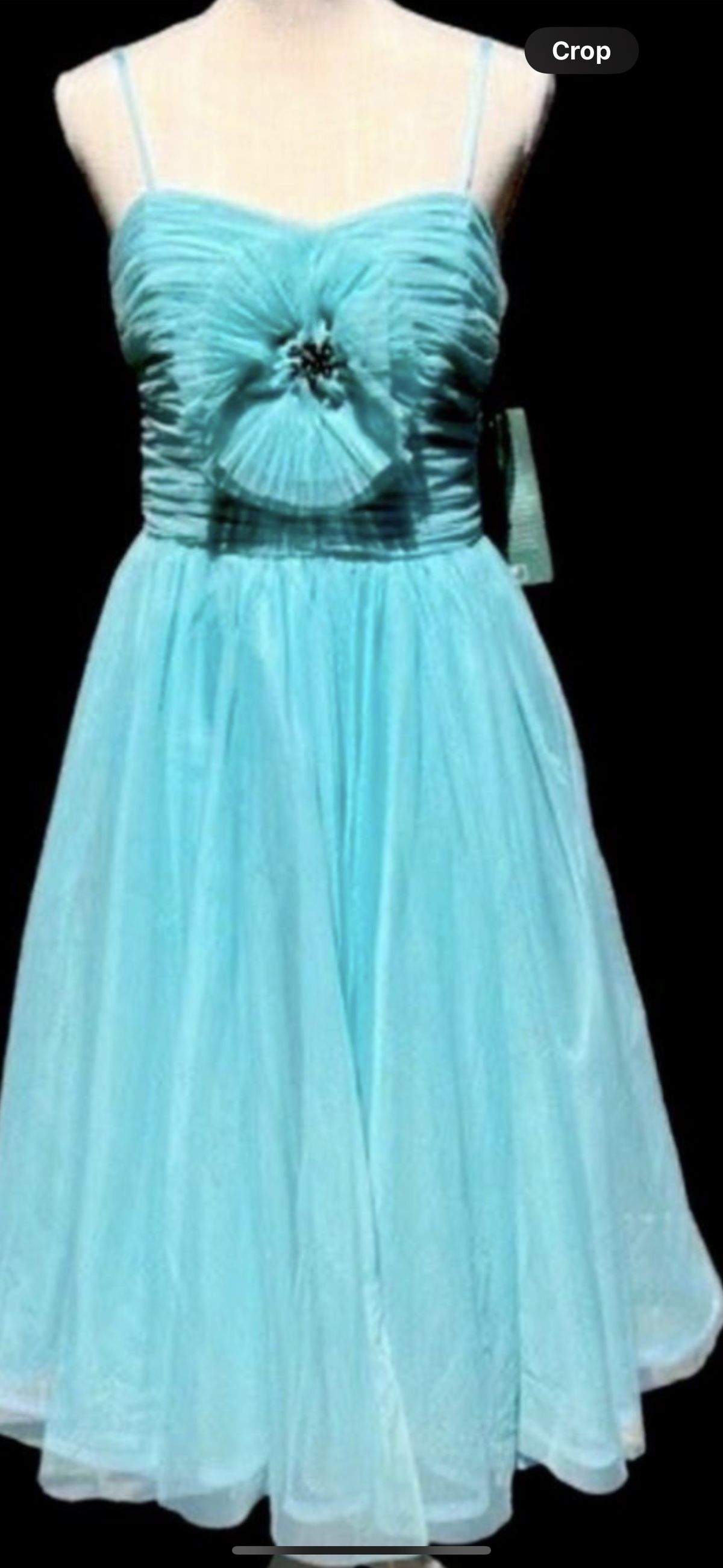 Size 10 Prom Strapless Green Cocktail Dress on Queenly