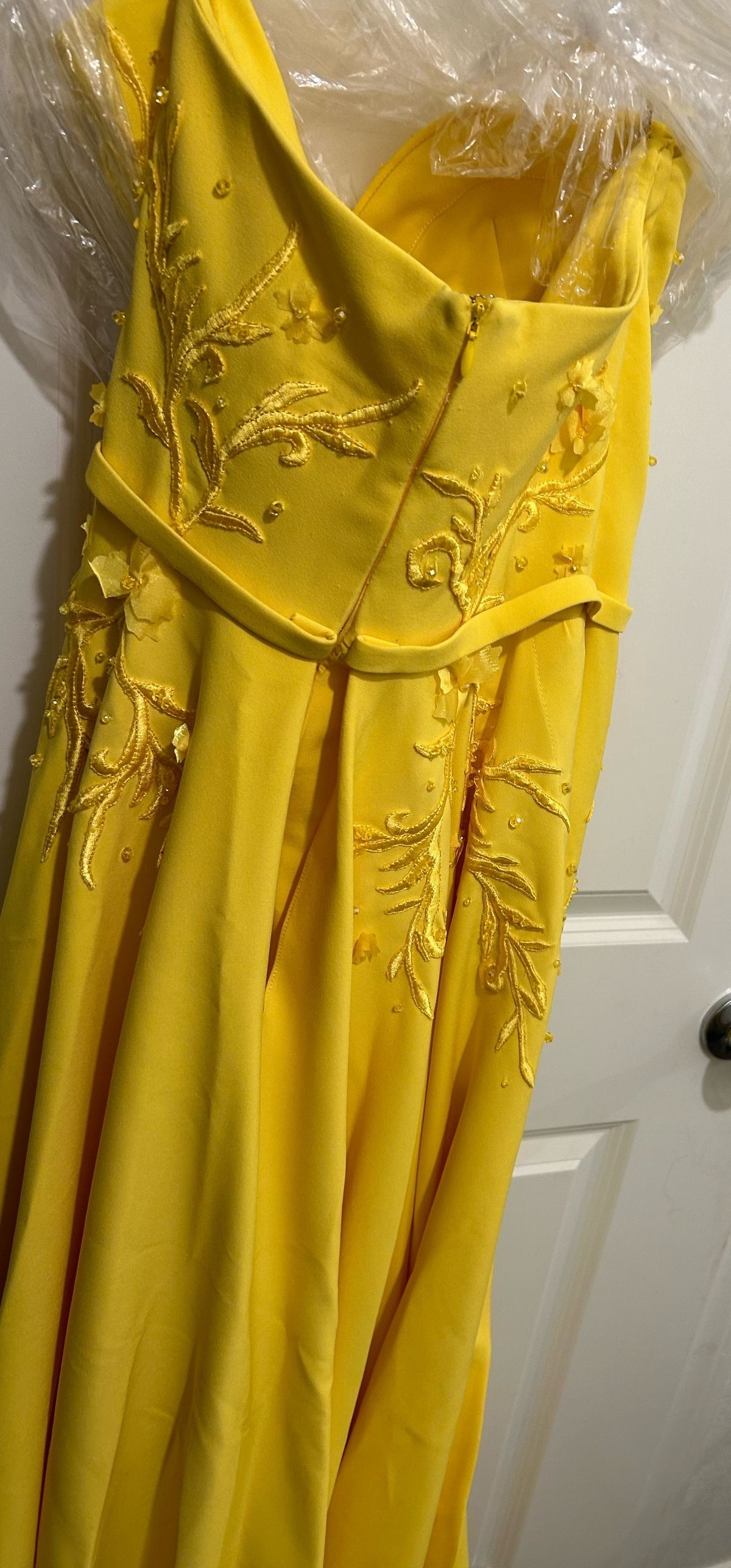 Fouad sarkis Size 8 Pageant Strapless Yellow Dress With Train on Queenly