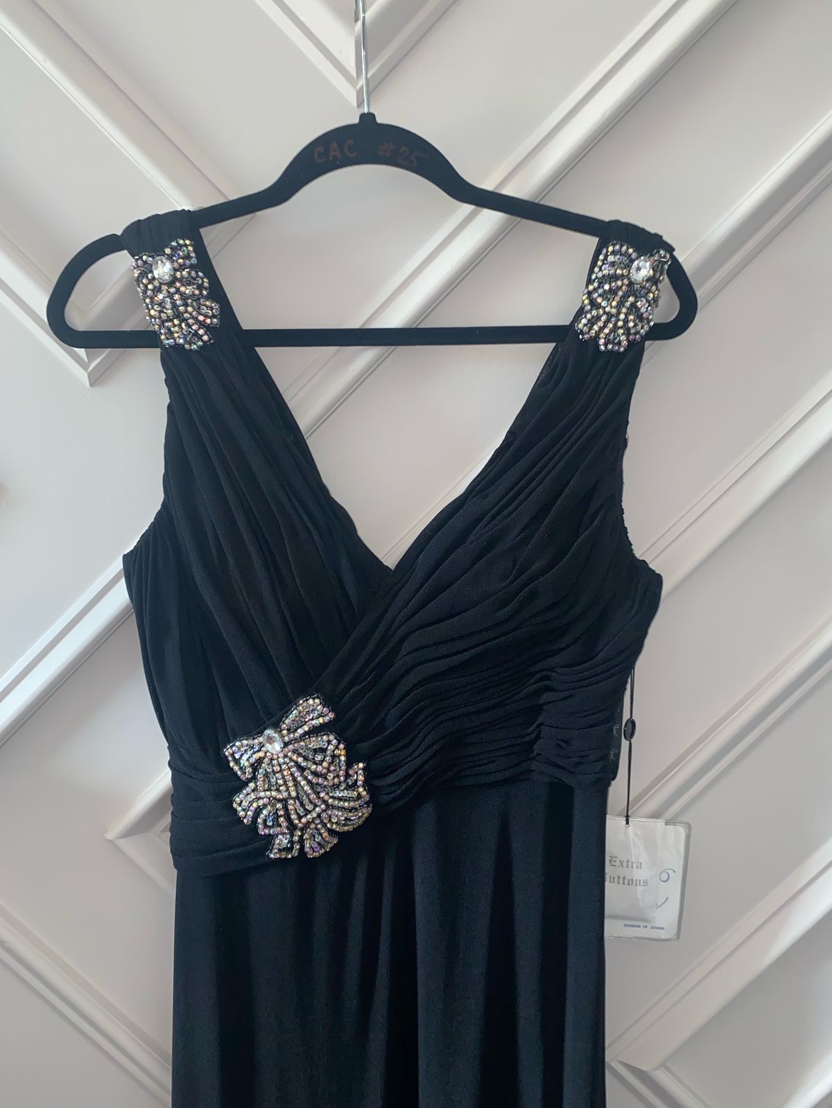 Jovani Size 8 Plunge Black A-line Dress on Queenly