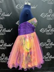 Size 8 Multicolor Cocktail Dress on Queenly