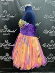 Size 8 Multicolor Cocktail Dress on Queenly