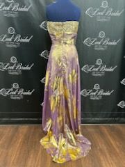 Size 14 Gold Cocktail Dress on Queenly