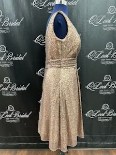 Size 10 Gold Cocktail Dress on Queenly