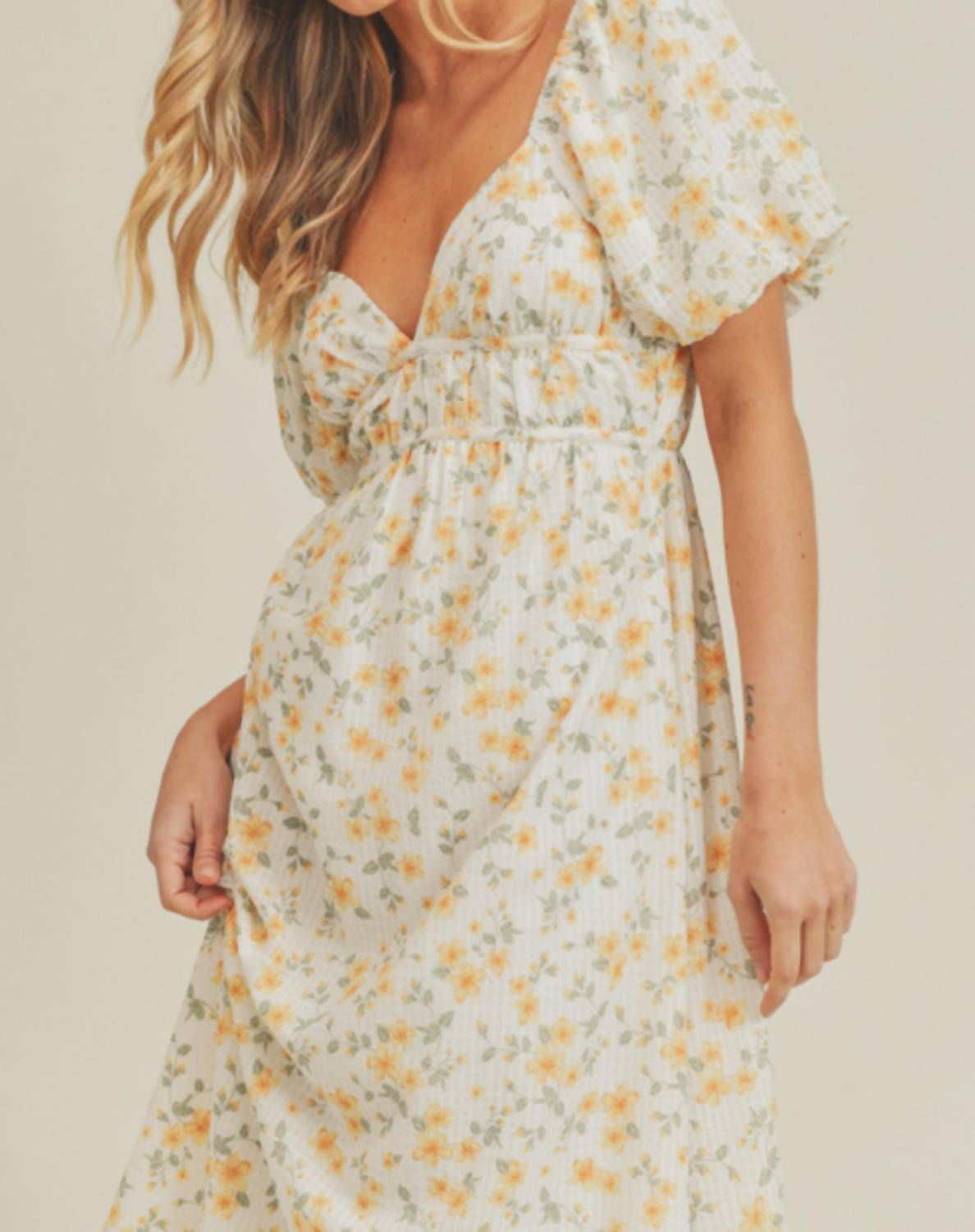 Style 1-337858769-149 LUSH Size L Floral Yellow Cocktail Dress on Queenly