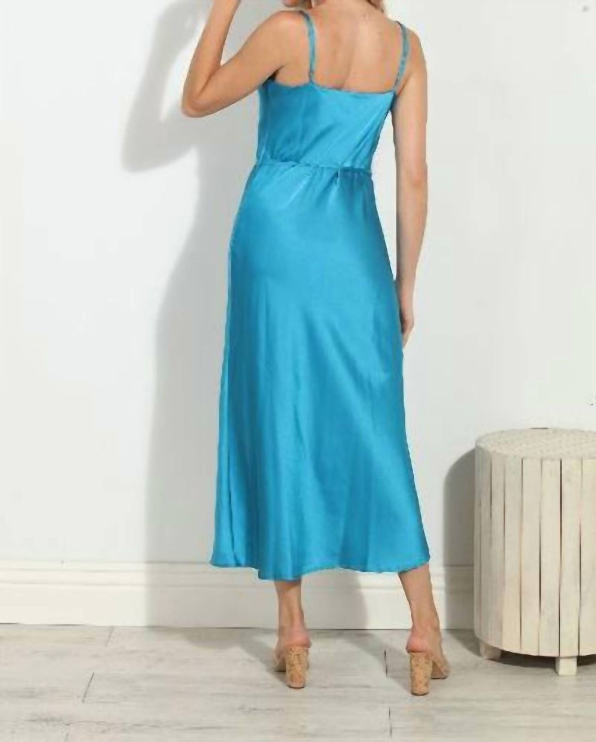 Style 1-1670099878-892 Veronica M Size M Blue Cocktail Dress on Queenly