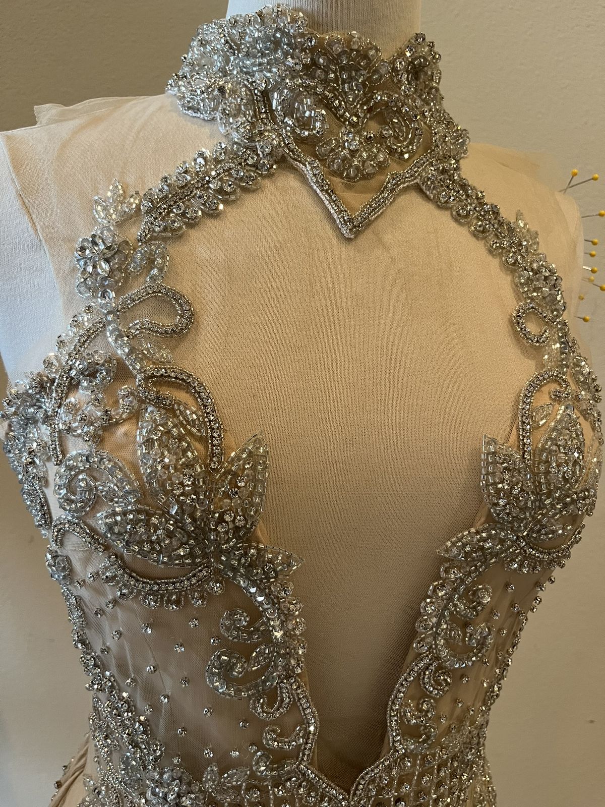 Style Rhinestone Crystal Beaded Halter Dress Darius Cordell Size 2 Halter Sequined Nude Cocktail Dress on Queenly