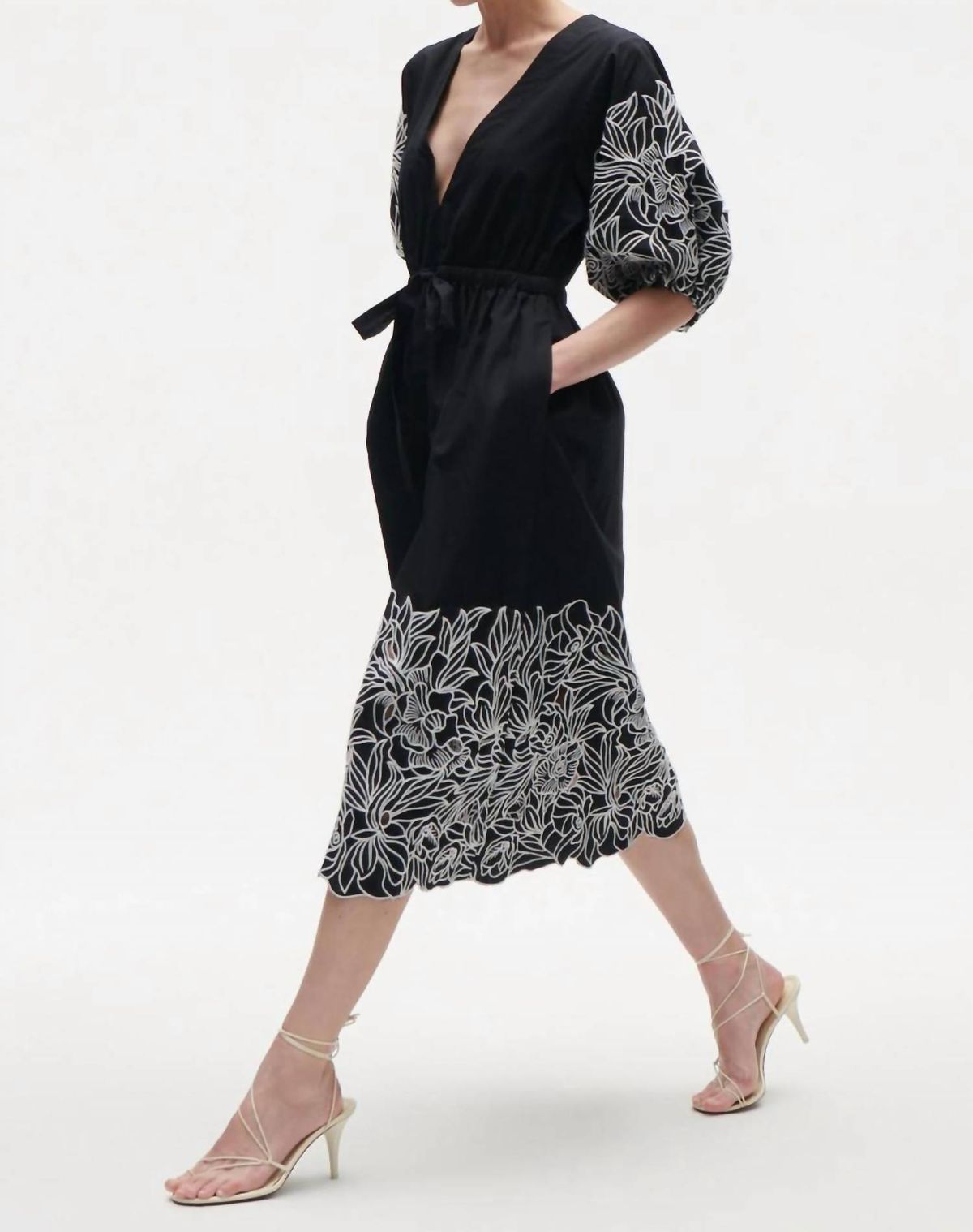 Style 1-3937982261-1901 FIGUE Size 6 Floral Black Cocktail Dress on Queenly