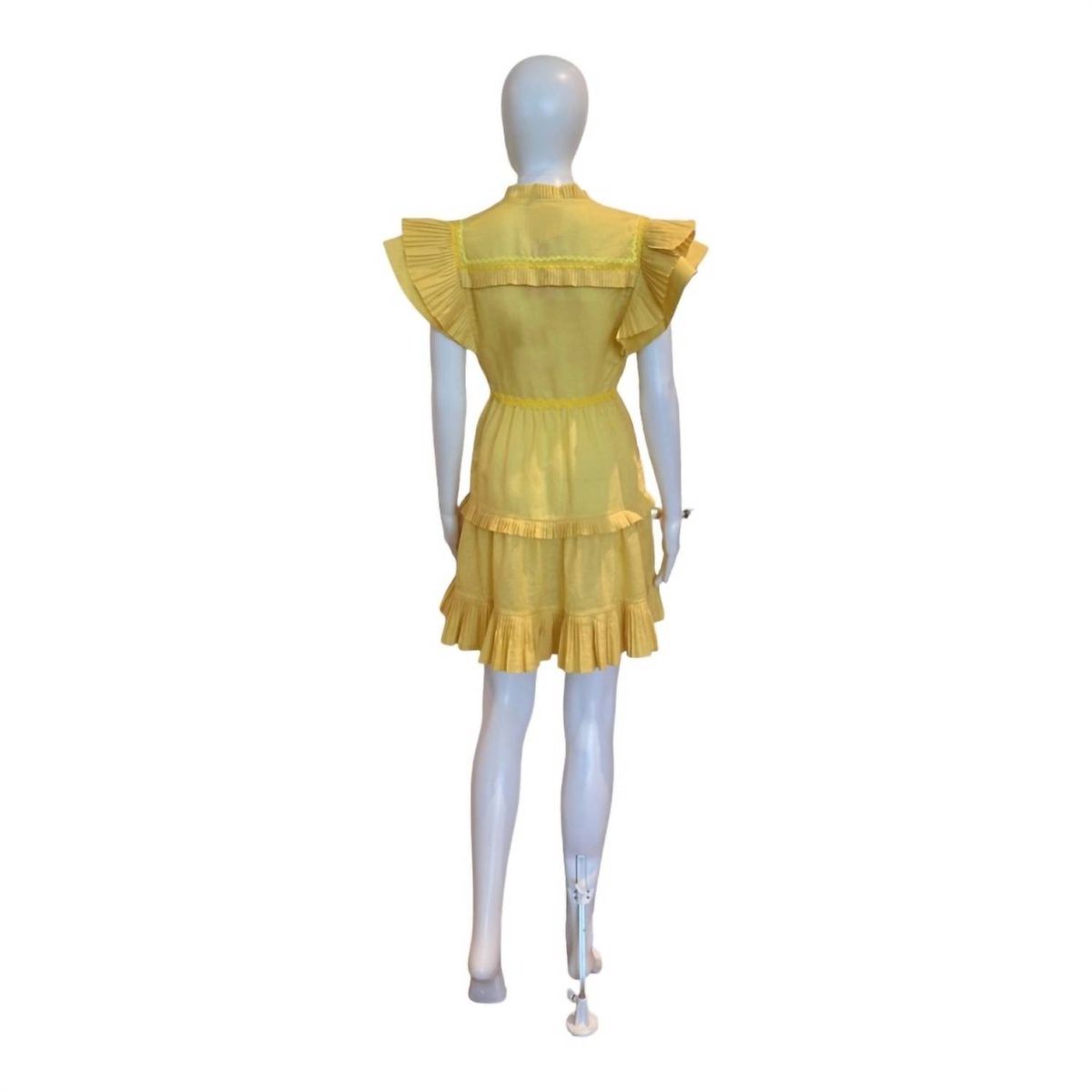 Style 1-3338034505-74 CELiA B Size S Cap Sleeve Yellow Cocktail Dress on Queenly