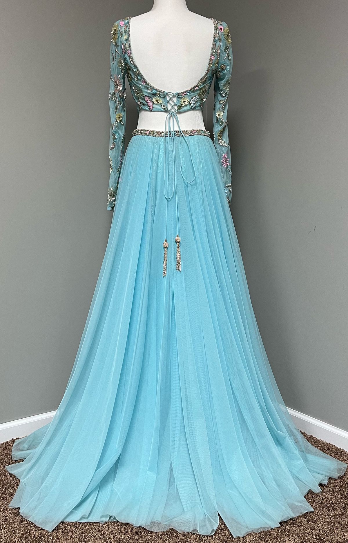 Sherri Hill Size 4 Long Sleeve Floral Blue Floor Length Maxi on Queenly