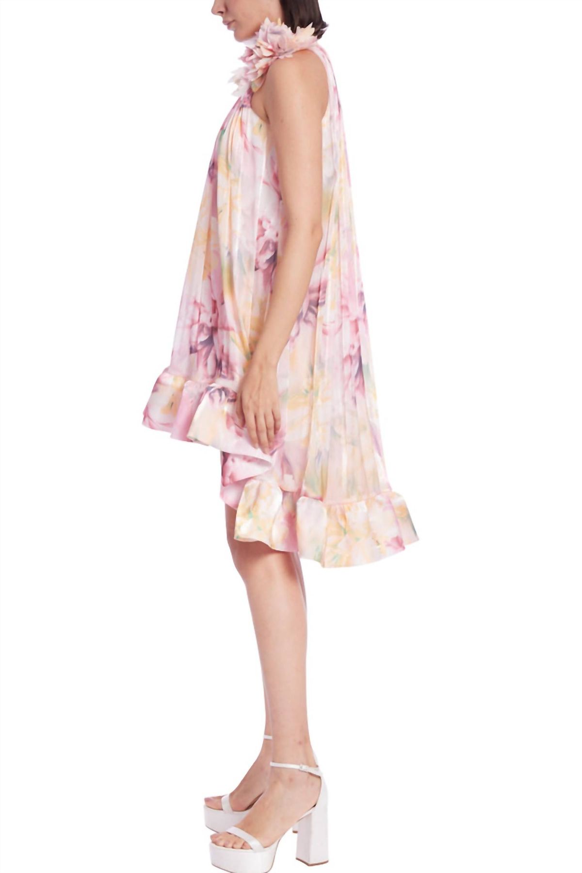 Style 1-273440174-1219 BADGLEY MISCHKA Size 4 High Neck Pink Cocktail Dress on Queenly