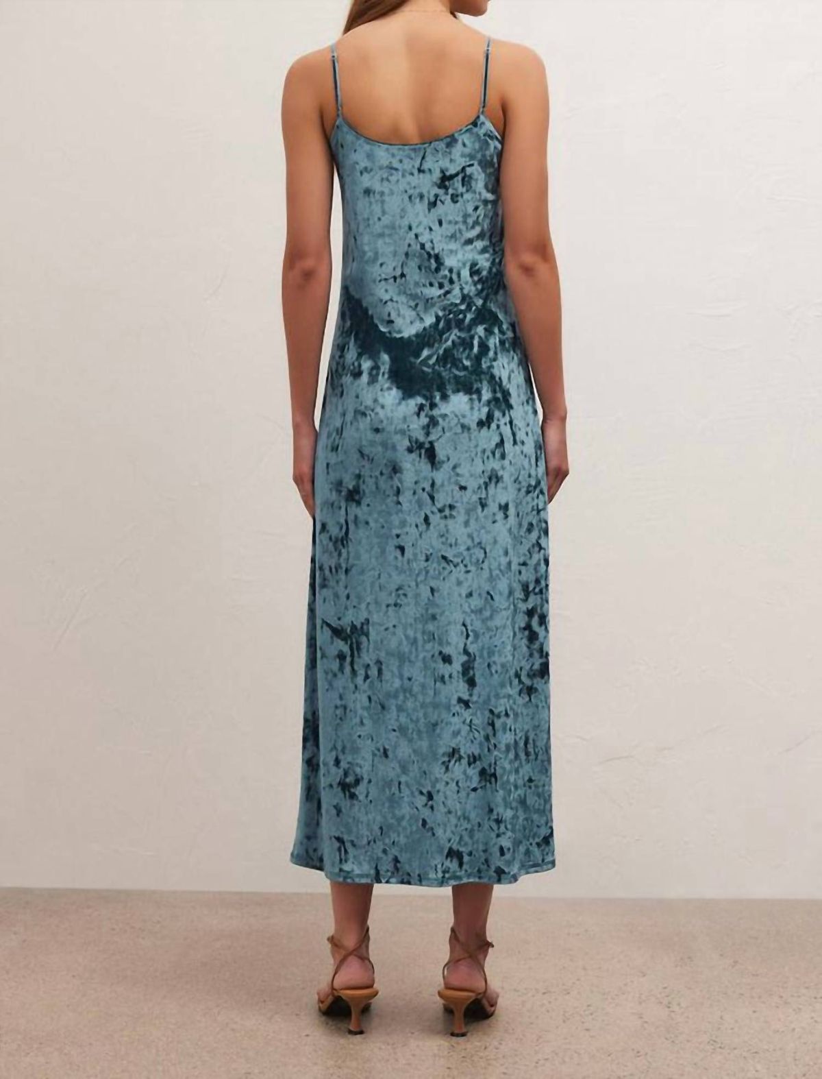 Style 1-3224295404-892 Z Supply Size M Velvet Blue Cocktail Dress on Queenly