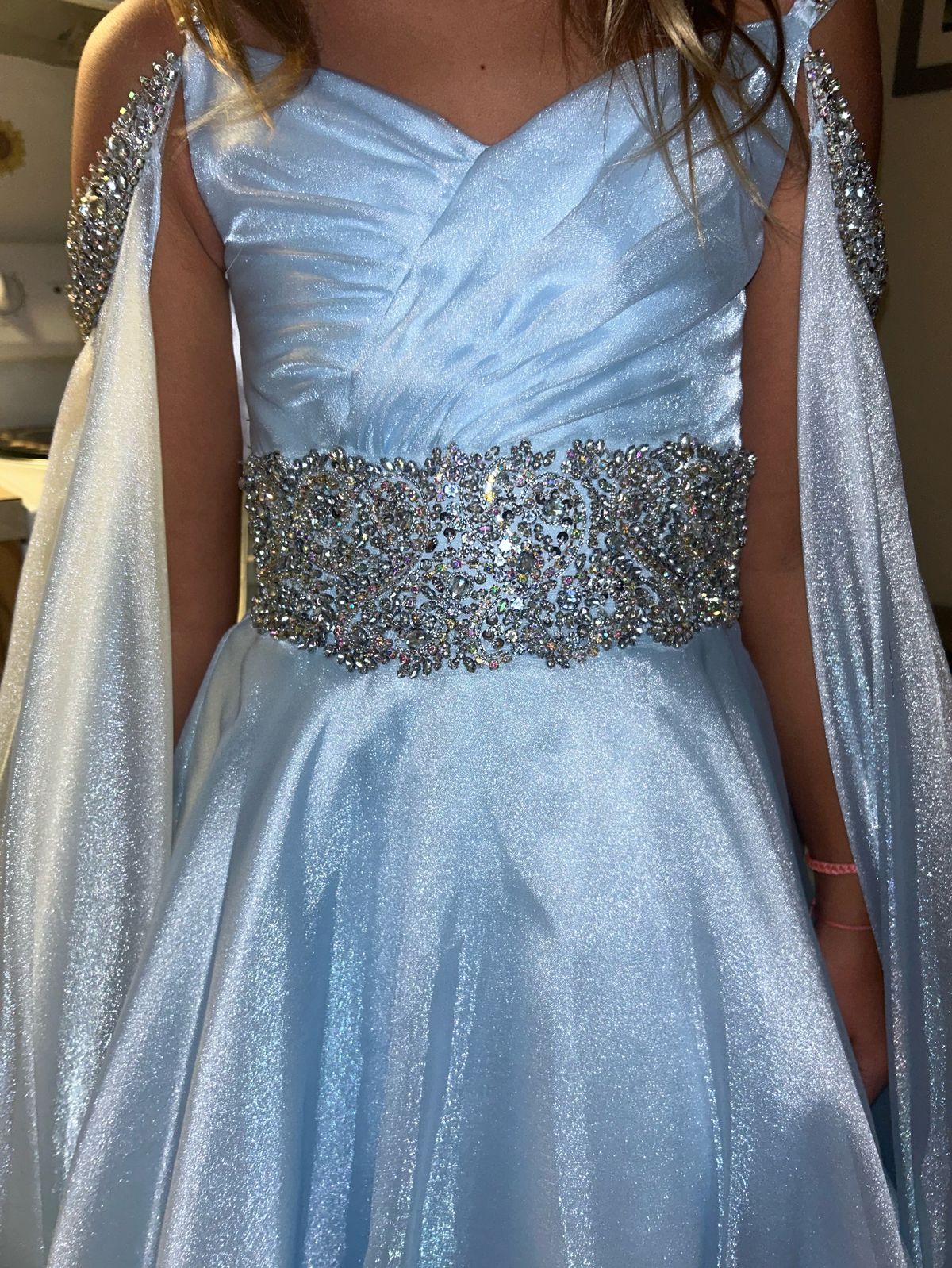 Girls Size 12 Pageant Plunge Blue Ball Gown on Queenly