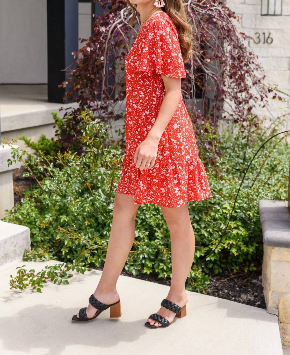 Style 1-2576392674-74 Jodifl Size S Floral Red Cocktail Dress on Queenly