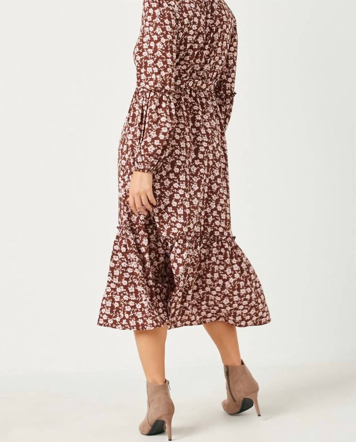 Style 1-2603588325-74 Hayden LA Size S Floral Brown Cocktail Dress on Queenly