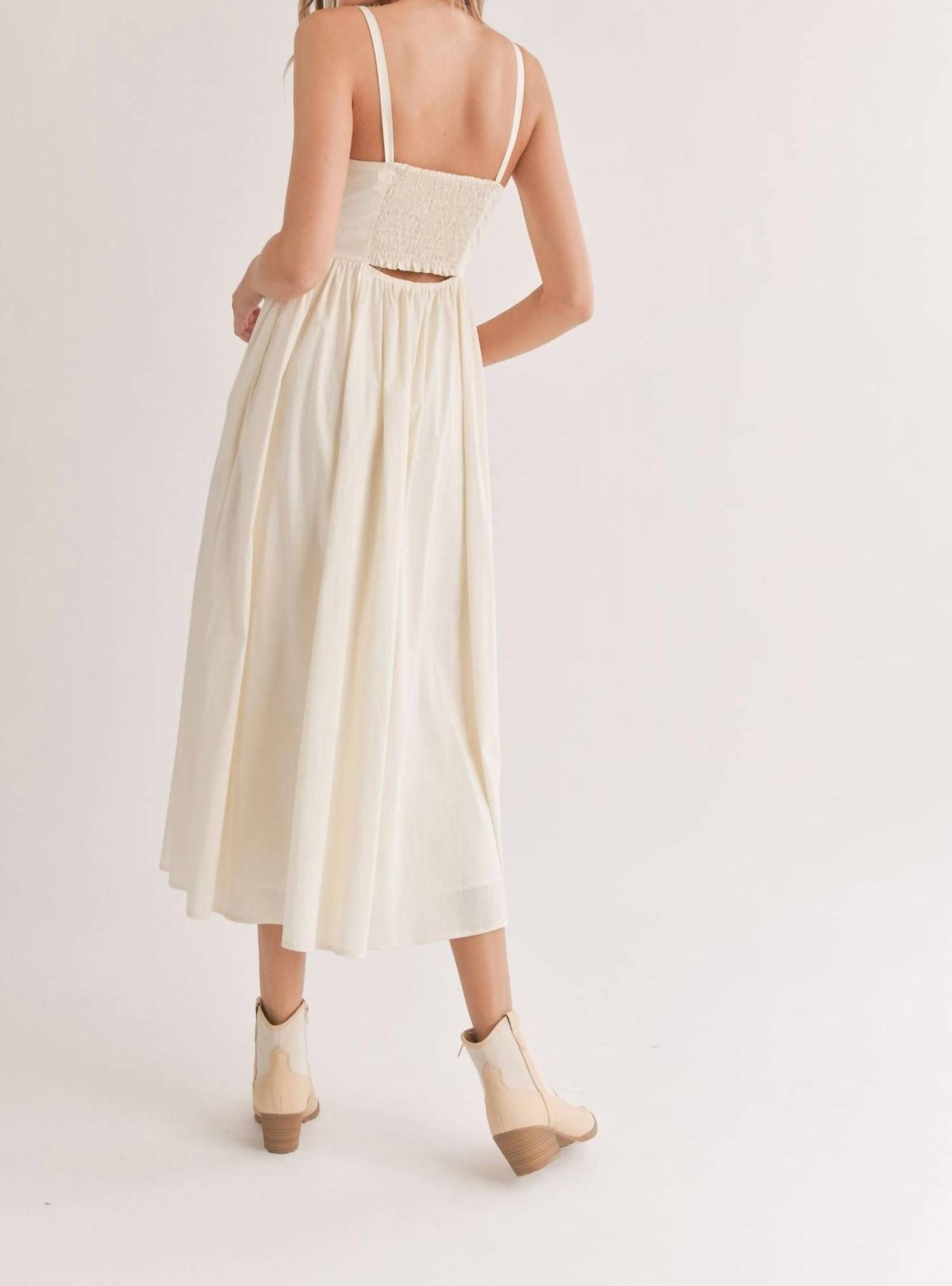 Style 1-2996206434-892 Sadie & Sage Size M Nude Cocktail Dress on Queenly