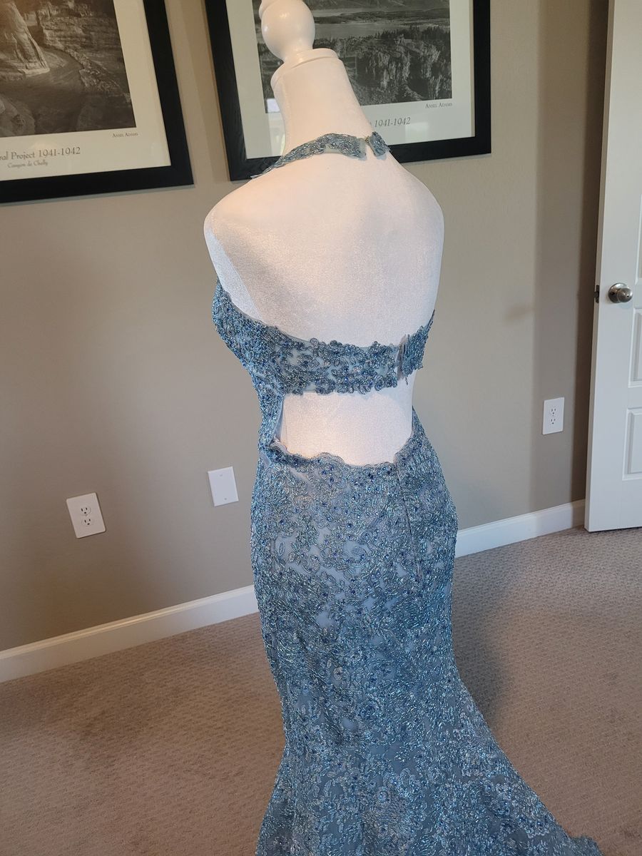 Sherri Hill Size 0 Blue Dress With Train on Queenly