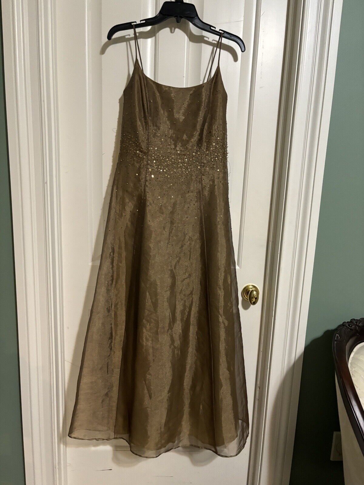 BETSY & ADAM Size 6 Halter Gold A-line Dress on Queenly