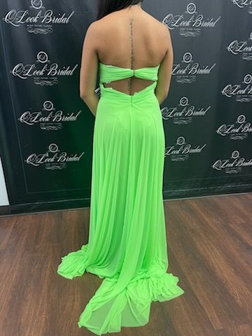 Style 12491 Size 4 Green Floor Length Maxi on Queenly