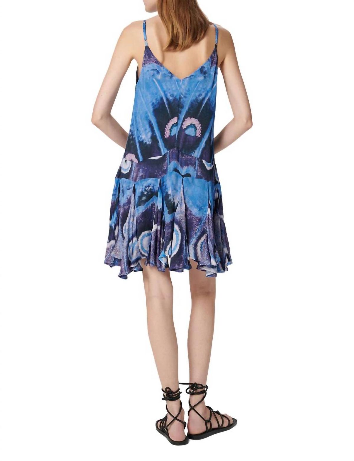 Style 1-272882982-892 CHUFY Size M Blue Cocktail Dress on Queenly