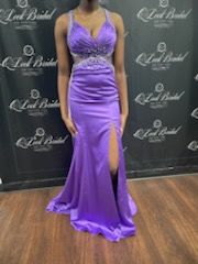 Queenly | Buy and sell prom, pageant, and formal dresses