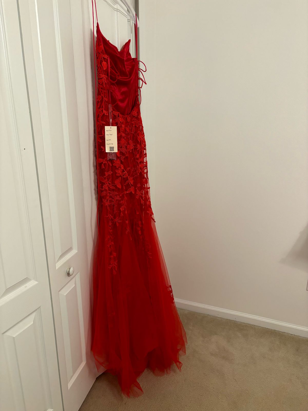 Size 00 Prom Red Mermaid Dress on Queenly