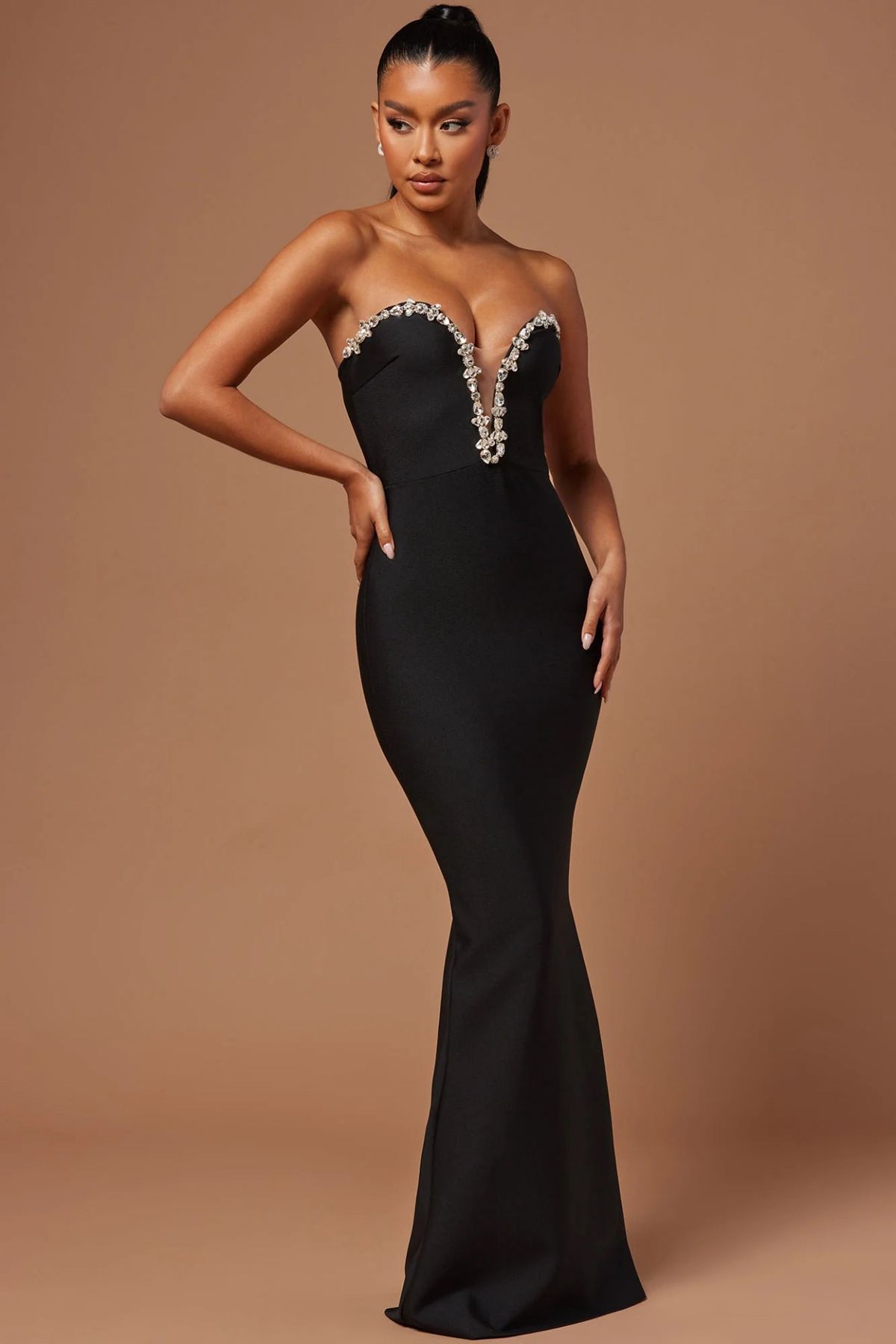 Queenly | Buy and sell prom, pageant, and formal dresses