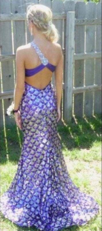 Riva Designs Size 2 Prom One Shoulder Purple Floor Length Maxi on Queenly