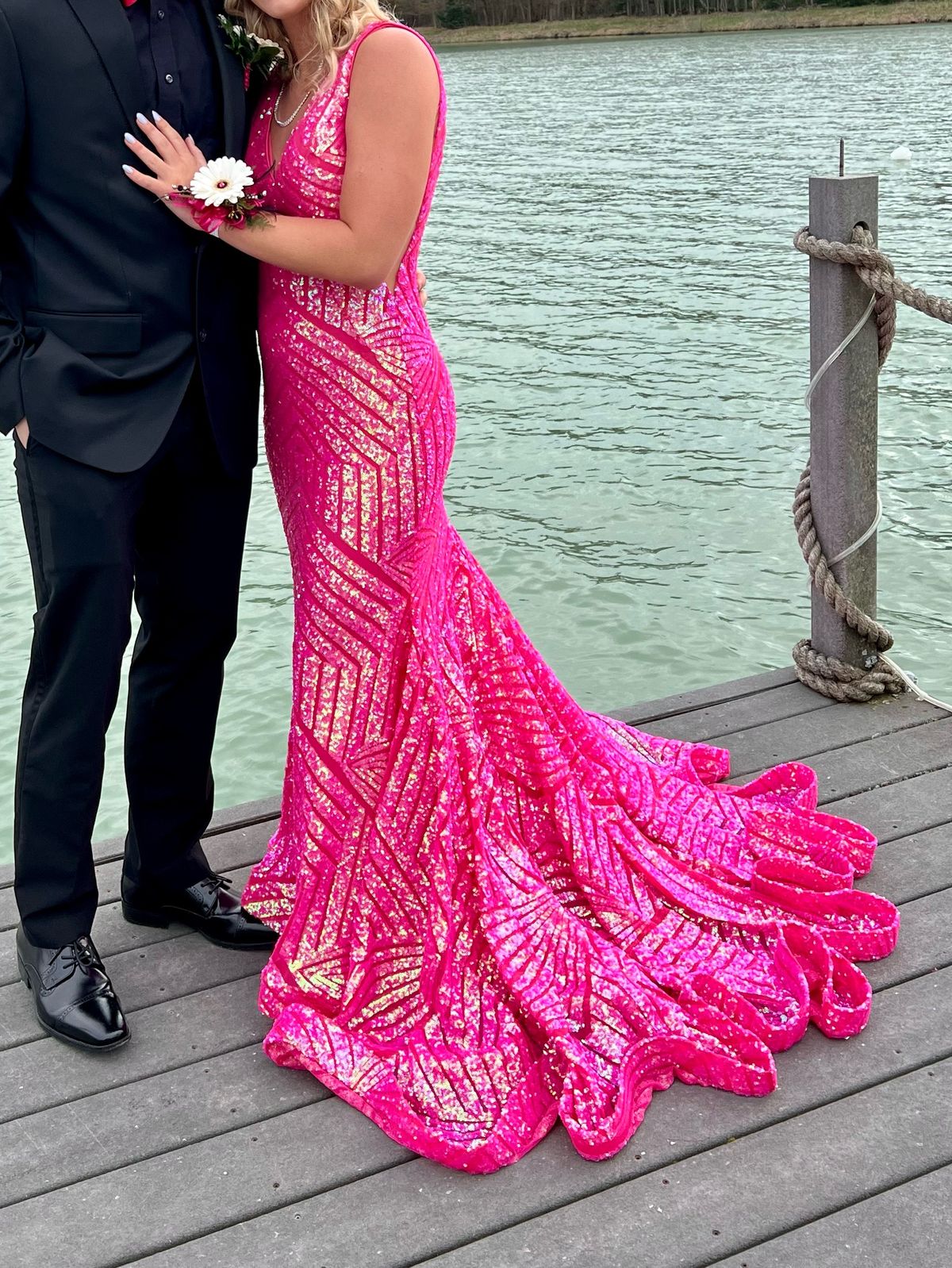 Jovani Size 4 Prom Plunge Pink Mermaid Dress on Queenly