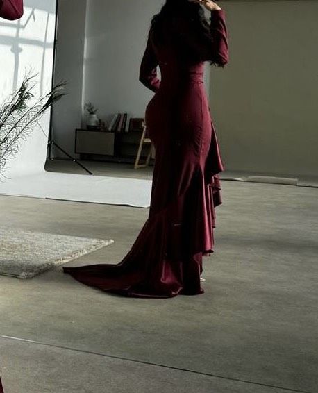 Size XS Prom Long Sleeve Burgundy Red Mermaid Dress on Queenly