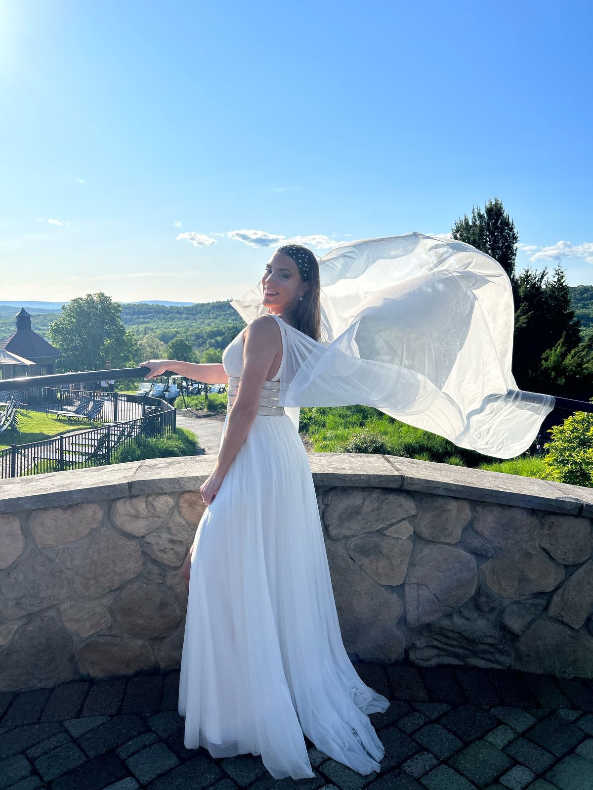 Jovani Size 4 Prom Plunge White Ball Gown on Queenly